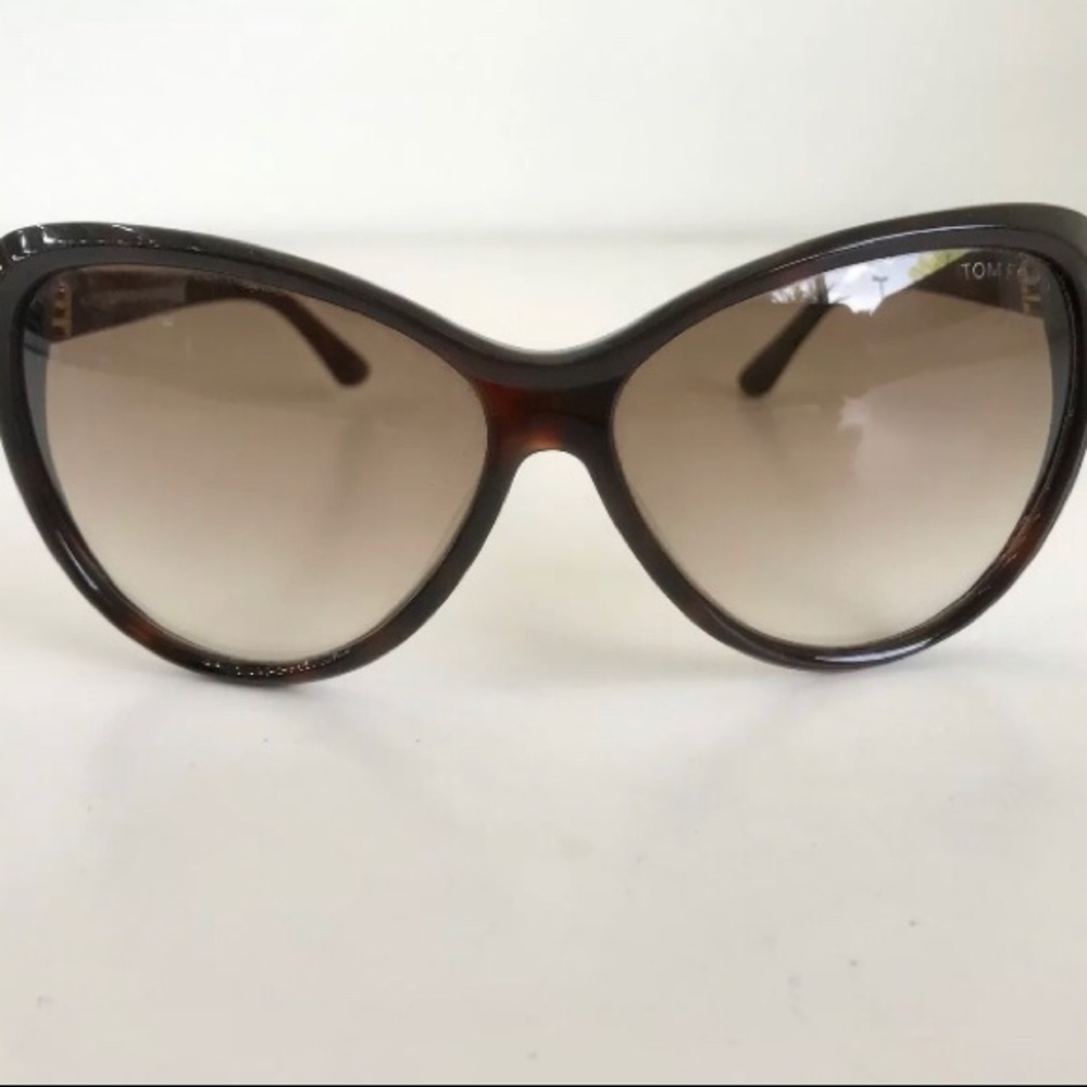 Tom Ford Malin Cat Eye Sunglasses